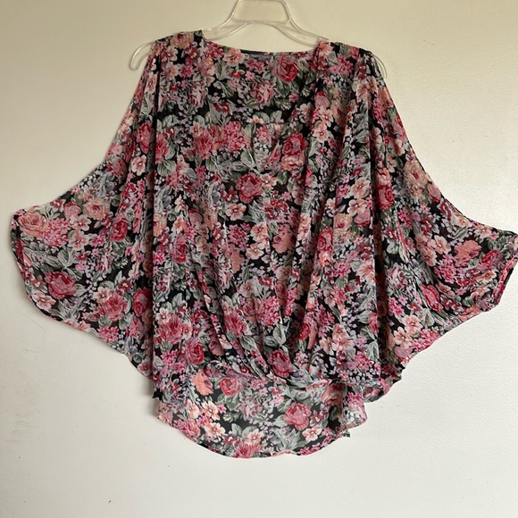 Charlotte Russe size XL Floral Long Sleeve Blouse - Picture 1 of 6